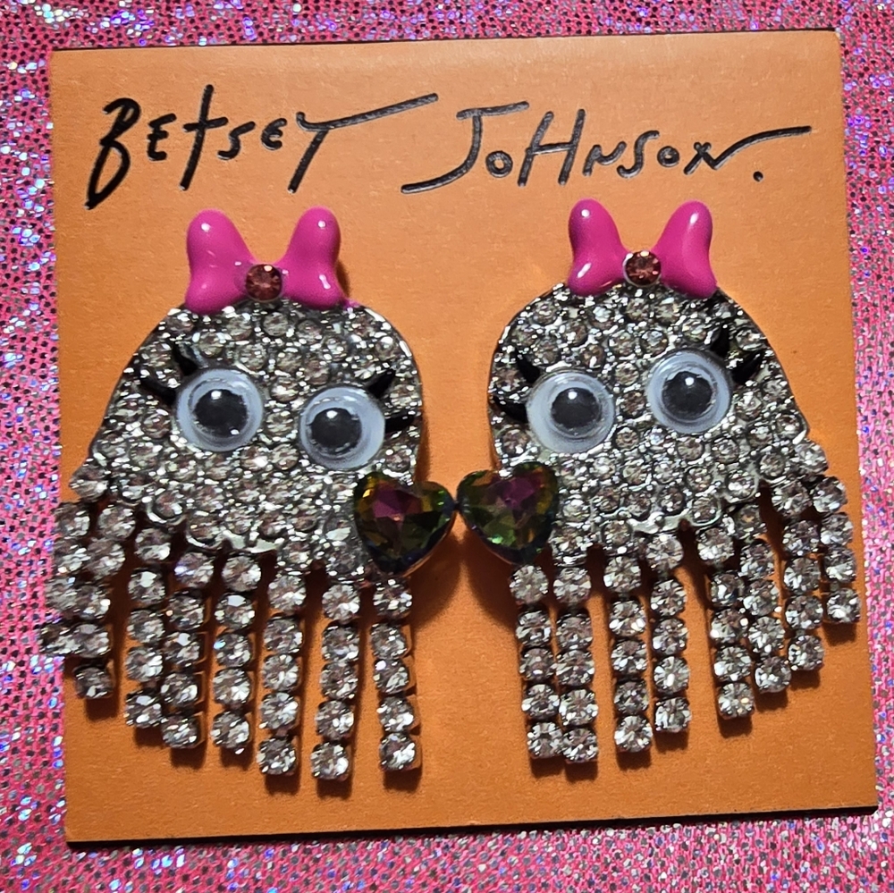 Betsey Johnson Ghost Fringe drop earrings! NWT! - Picture 1 of 9